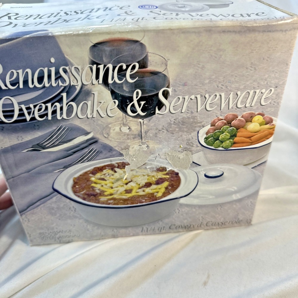 Renaissance Oven Bake And Serve ware 1 1/4 Qt Covered Casserole NIB